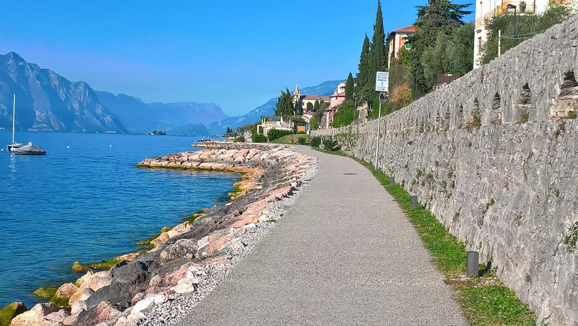 Villa Sul Lago Con Pontile Privato A Brenzone Sul Garda - Unique And Exclusive Exterior foto