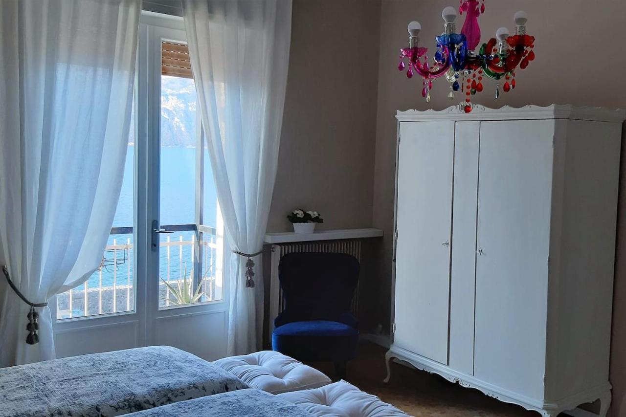 Villa Sul Lago Con Pontile Privato A Brenzone Sul Garda - Unique And Exclusive Exterior foto