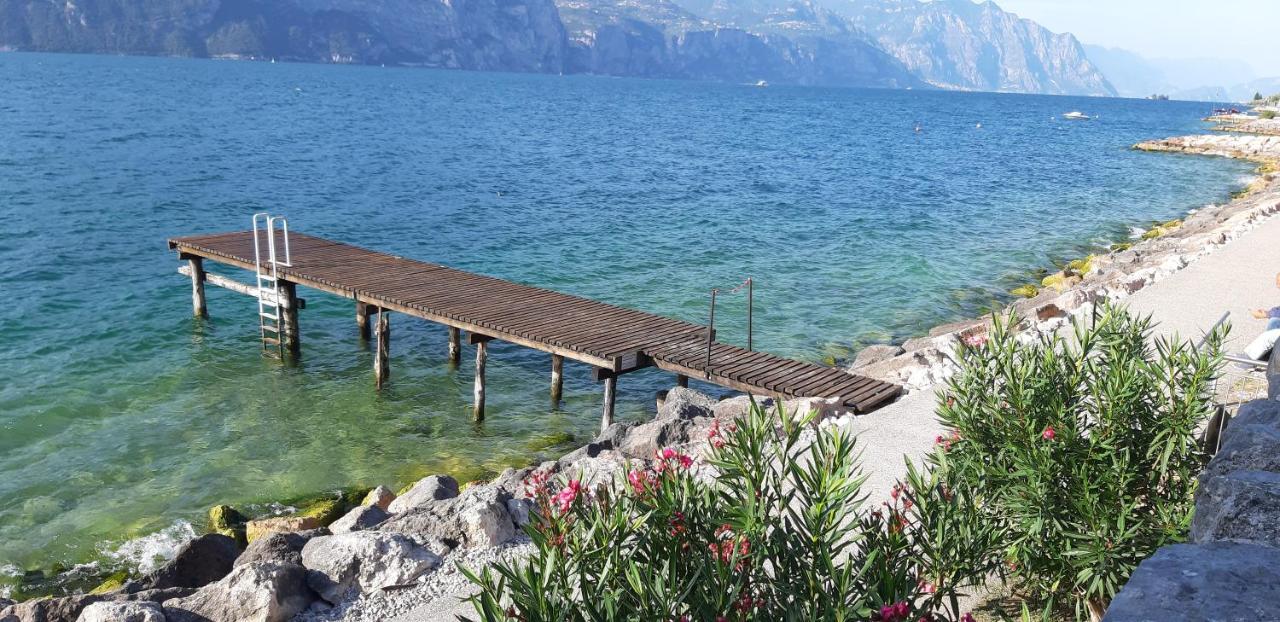Villa Sul Lago Con Pontile Privato A Brenzone Sul Garda - Unique And Exclusive Exterior foto
